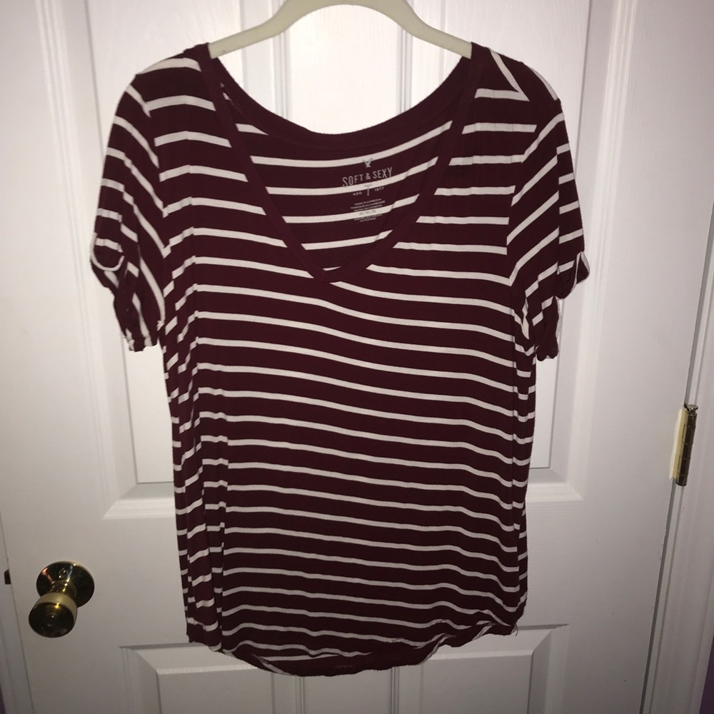 Maroon stripped tee form American eagle